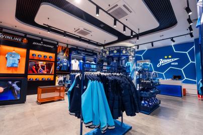 Интерьер нового клубного магазина в ТЦ «Галерея»