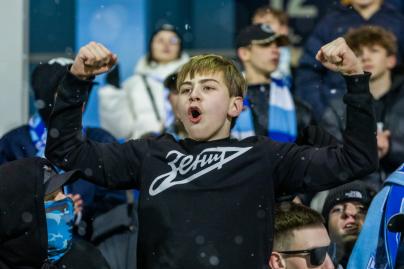 Болельщики на матче «Зенит»-м — «Локомотив»-м