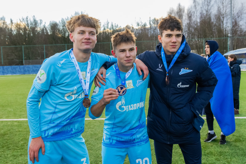 Награждение «Зенита» U-17 по итогам сезона 2025 ЮФЛ-2