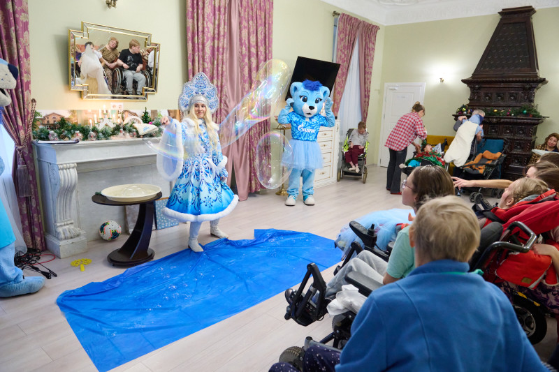 «100 добрых дел»: «Новогодний рейс» при поддержке «Газпром трансгаз»