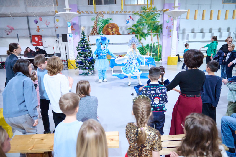 «100 добрых дел»: «Новогодний рейс» при поддержке «Газпром трансгаз»