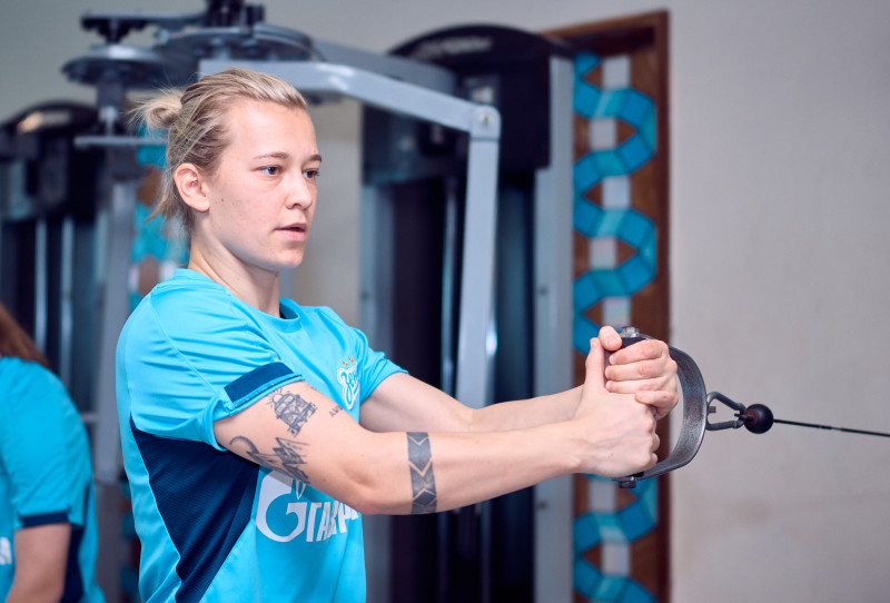 Зимний учебно-тренировочный сбор женской команды «Зенит» в Турции: 10 февраля, утренняя тренировка