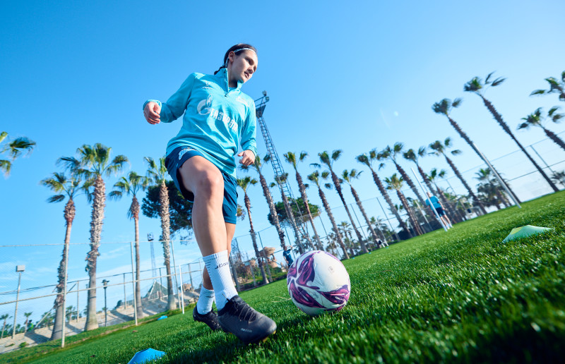 Зимний учебно-тренировочный сбор женской команды «Зенит» в Турции: 10 февраля, вечерняя тренировка