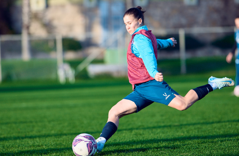 Зимний учебно-тренировочный сбор женской команды «Зенит» в Турции: 10 февраля, вечерняя тренировка