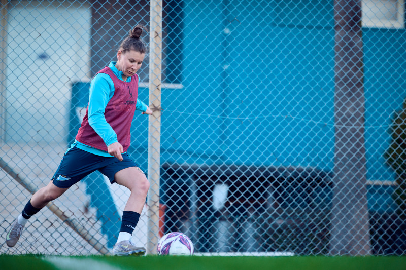 Зимний учебно-тренировочный сбор женской команды «Зенит» в Турции: 10 февраля, вечерняя тренировка