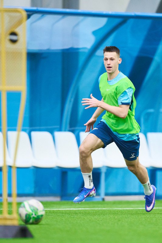 Тренировка «Зенита»-2009 в новом манеже «Газпром»-Академии ФК «Зенит»