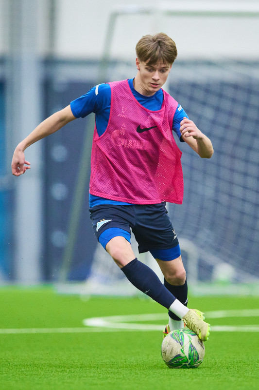 Тренировка «Зенита»-2009 в новом манеже «Газпром»-Академии ФК «Зенит»