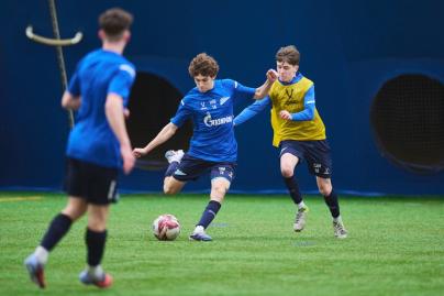 Тренировка «Зенита»-2010 в старом манеже «Газпром»-Академии