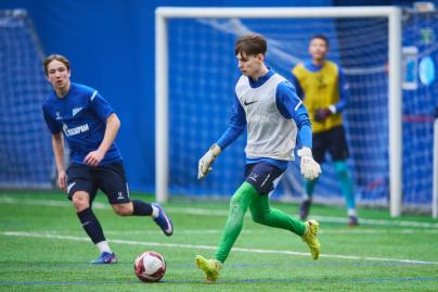 Тренировка «Зенита»-2010 в старом манеже «Газпром»-Академии