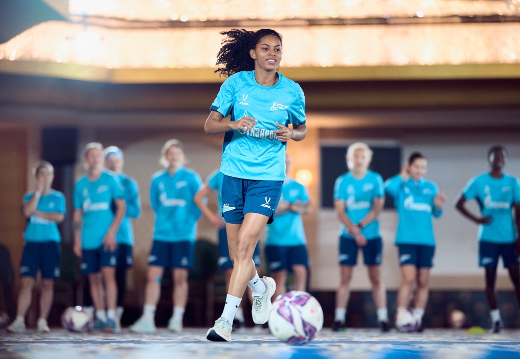 Зимний учебно-тренировочный сбор женской команды «Зенит» в Турции: 13 февраля, утренняя тренировка