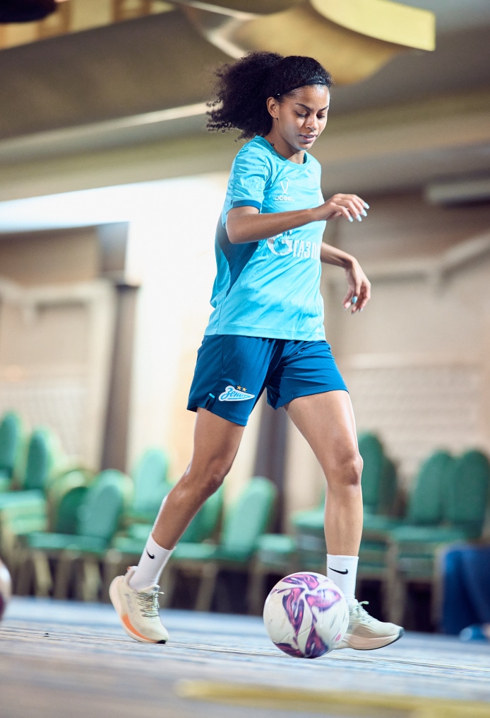 Зимний сбор женской команды «Зенит» в Турции: 13 февраля, утренняя тренировка