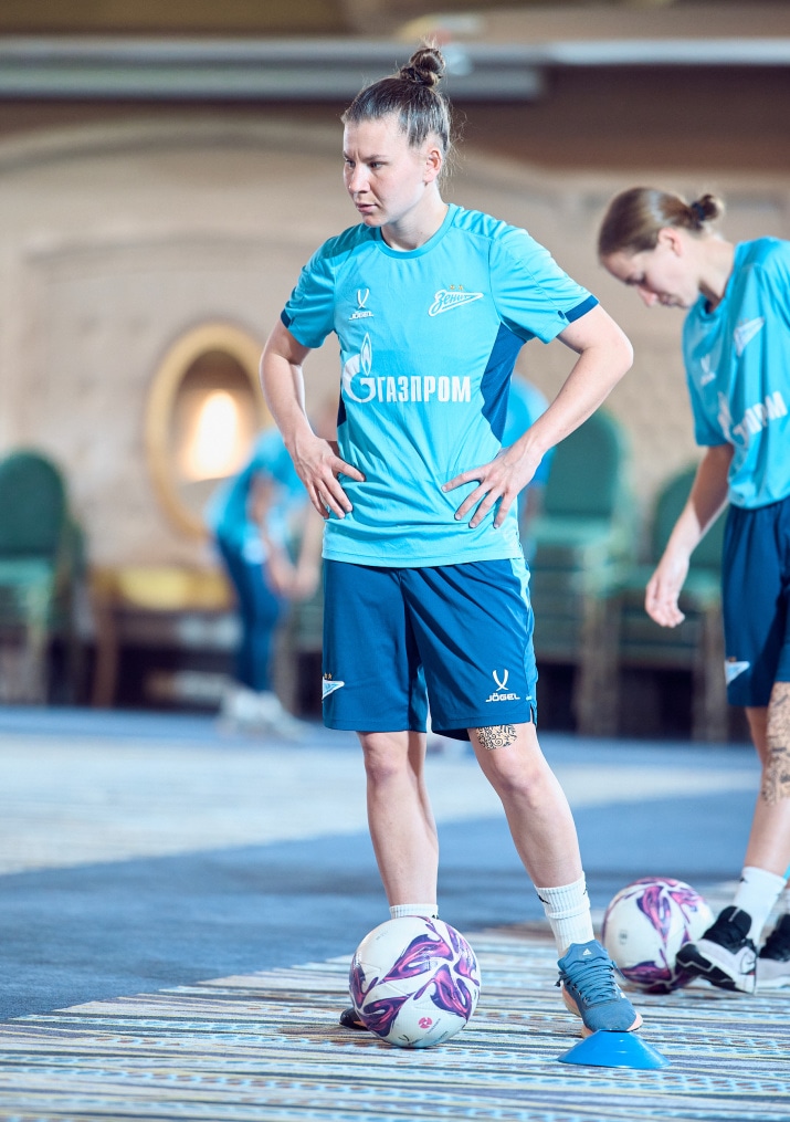 Зимний учебно-тренировочный сбор женской команды «Зенит» в Турции: 13 февраля, вечерняя тренировка