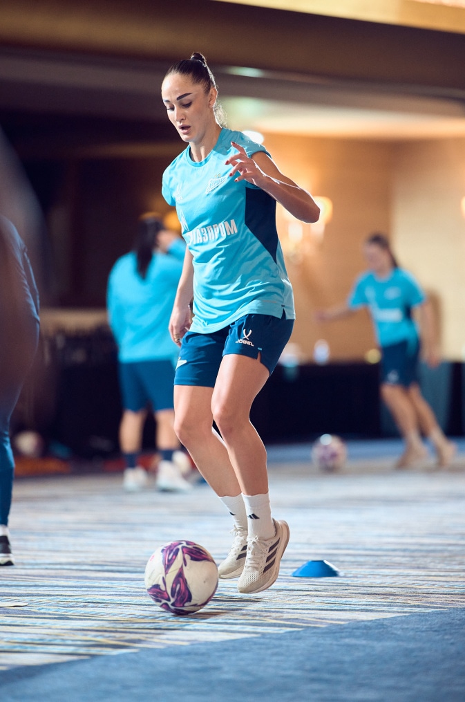 Зимний учебно-тренировочный сбор женской команды «Зенит» в Турции: 13 февраля, вечерняя тренировка