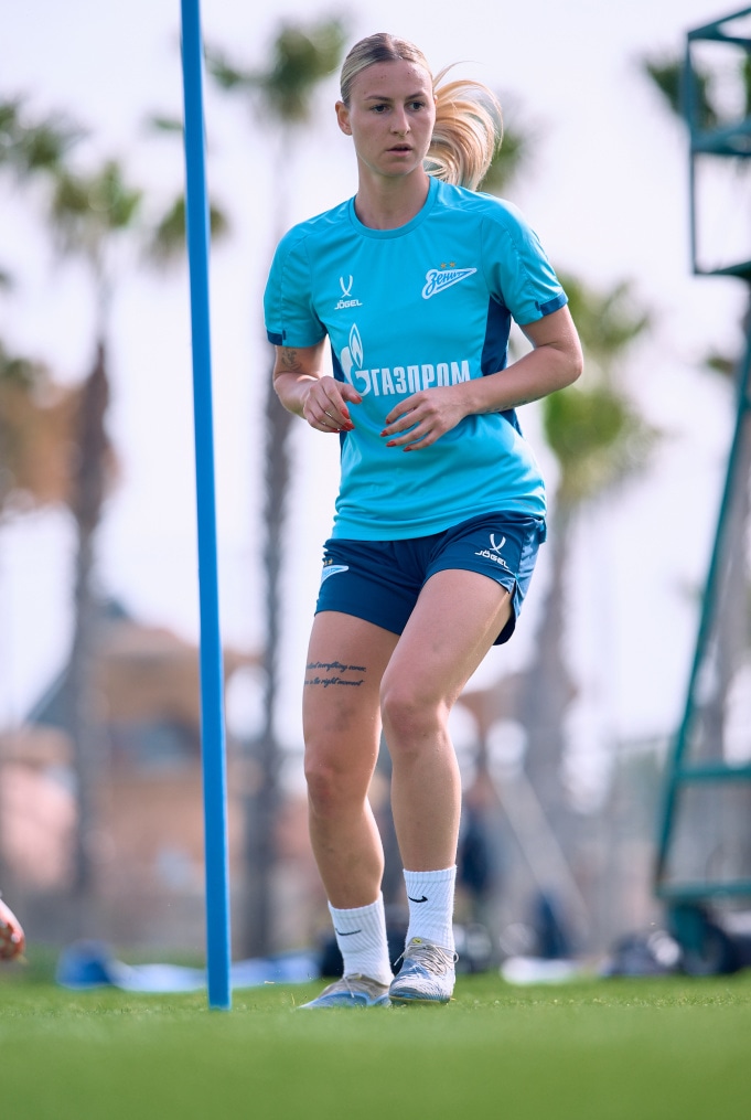 Зимний учебно-тренировочный сбор женской команды «Зенит» в Турции: 16 февраля, утренняя тренировка