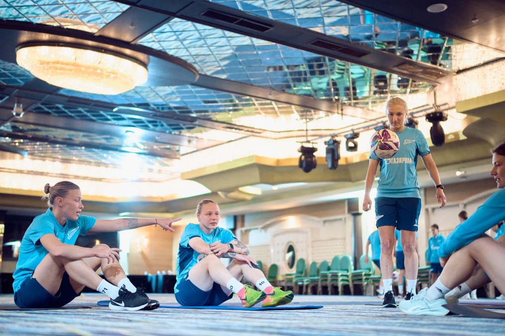 Зимний сбор женской команды «Зенит» в Турции: 13 февраля, утренняя тренировка