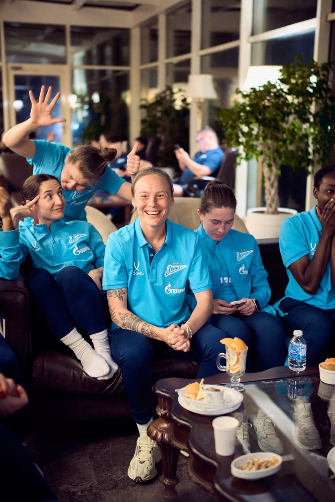 Лайфстайл: женская команда на сборах в Турции