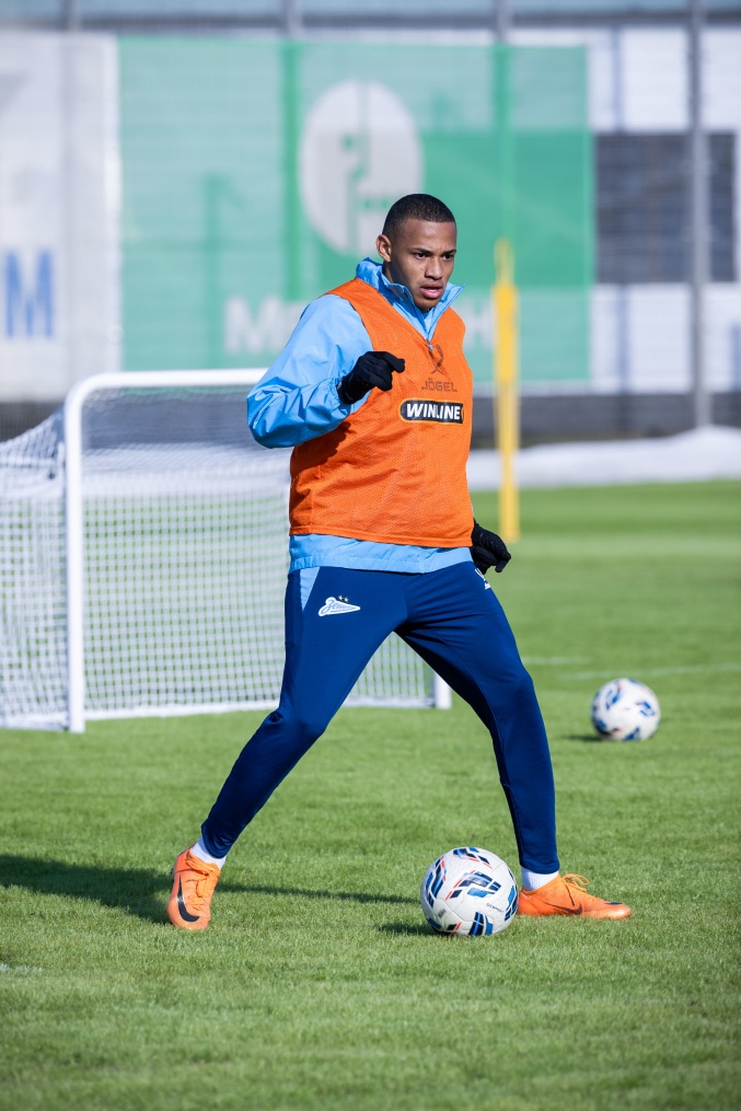 Тренировка основного состава «Зенита» перед матчем со «Спартаком»