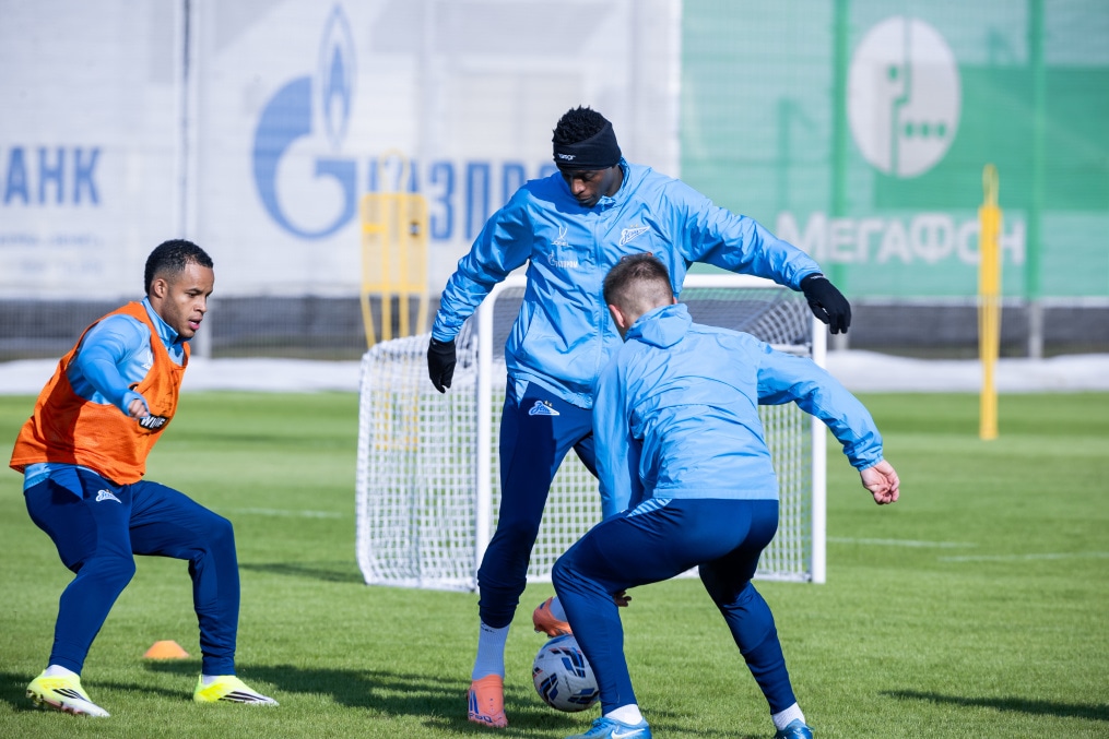 Тренировка основного состава «Зенита» перед матчем со «Спартаком»