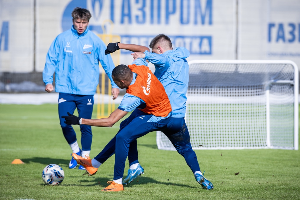 Тренировка основного состава «Зенита» перед матчем со «Спартаком»