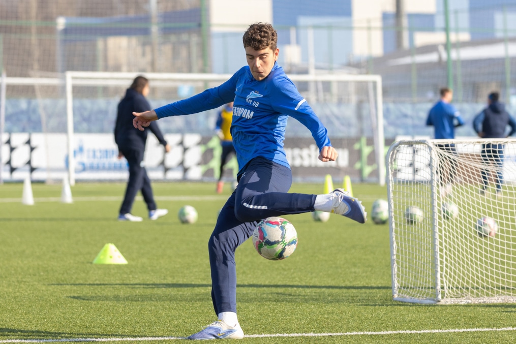 Тренировка «Зенита»-м перед матчем с ФК «Родина»-м