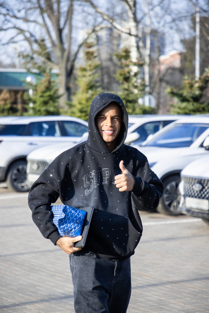 «Зенит. Стиль»: приезд игроков на тренировку перед матчем со «Спартаком»