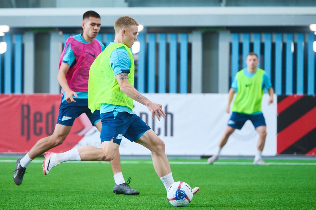 Тренировка «Зенита»-2 перед матчем с «Аланией»