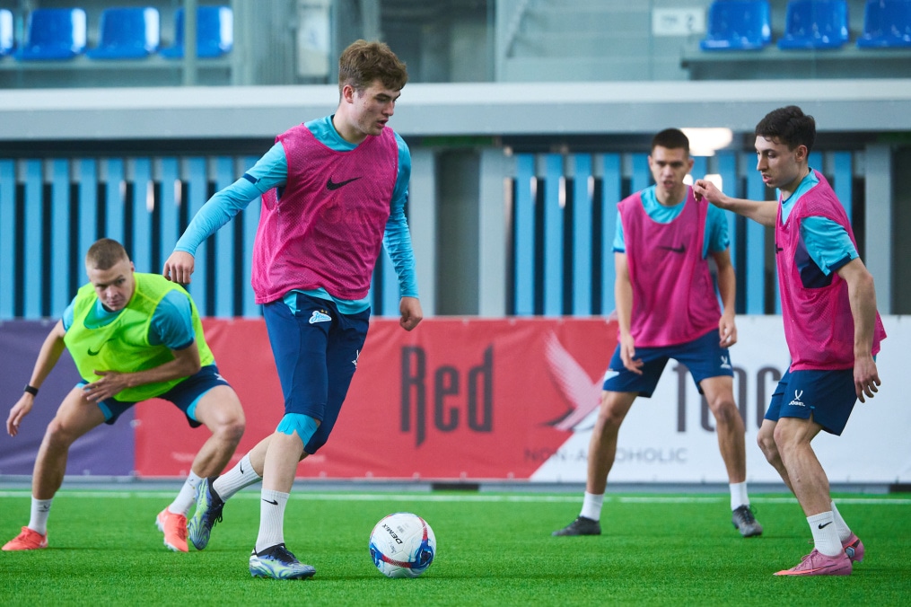 Тренировка «Зенита»-2 перед матчем с «Аланией»