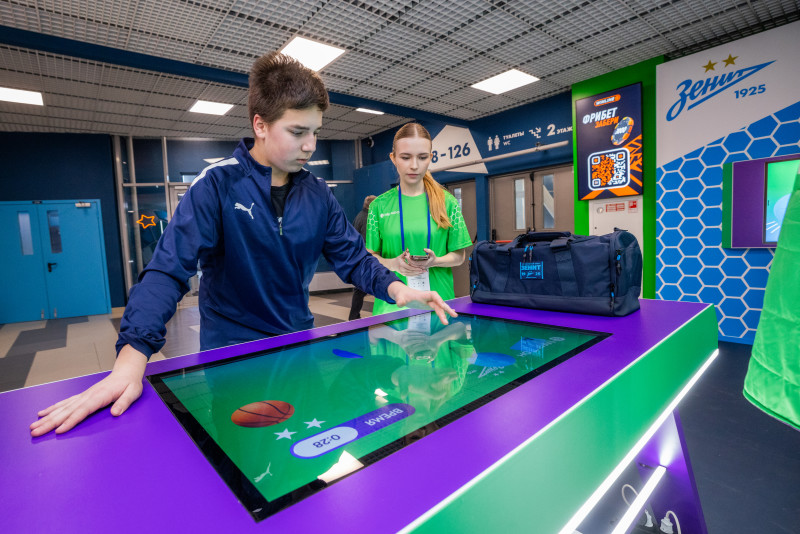 Промозона «МегаФона» перед матчем «Зенит» — «Спартак»