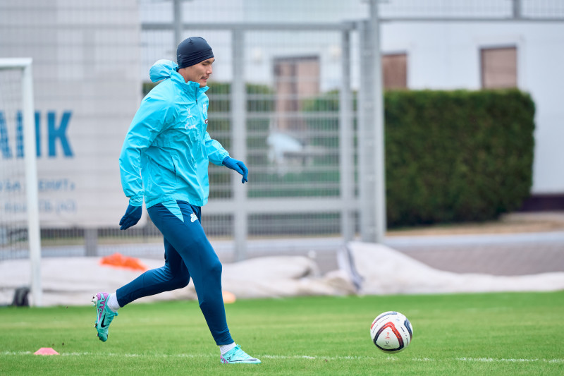 Тренировка «Зенита» в «Газпром»-тренировочном центре