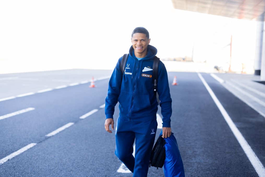 Вылет команды в Москву на матч с «Динамо»