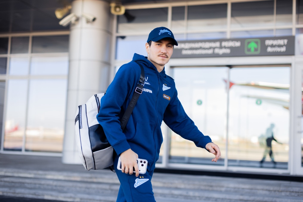 Вылет команды в Москву на матч с «Динамо»