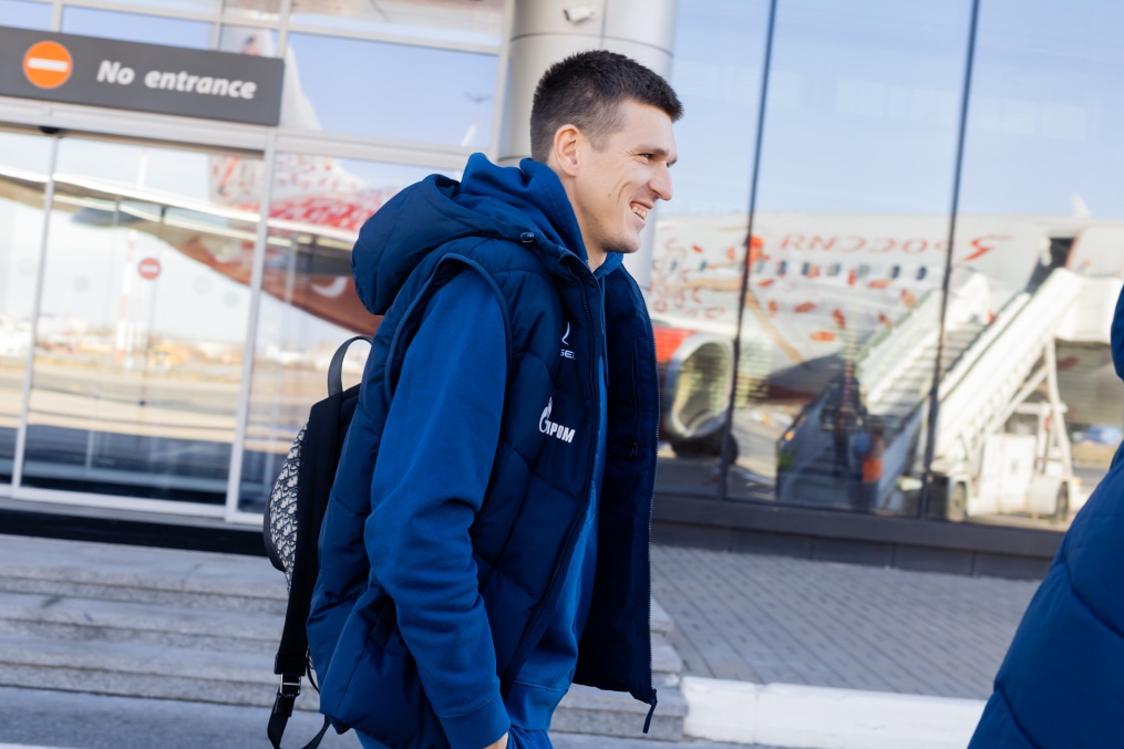 Вылет команды в Москву на матч с «Динамо»