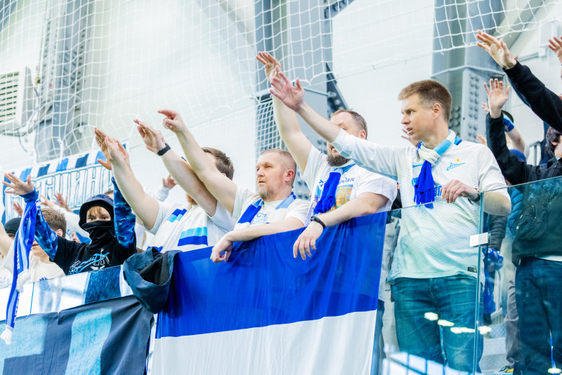 Болельщики на матче «Зенит»-2 — «Динамо» (Киров)