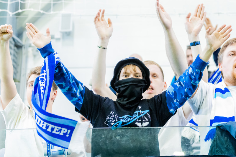 Болельщики на матче «Зенит»-2 — «Динамо» (Киров)