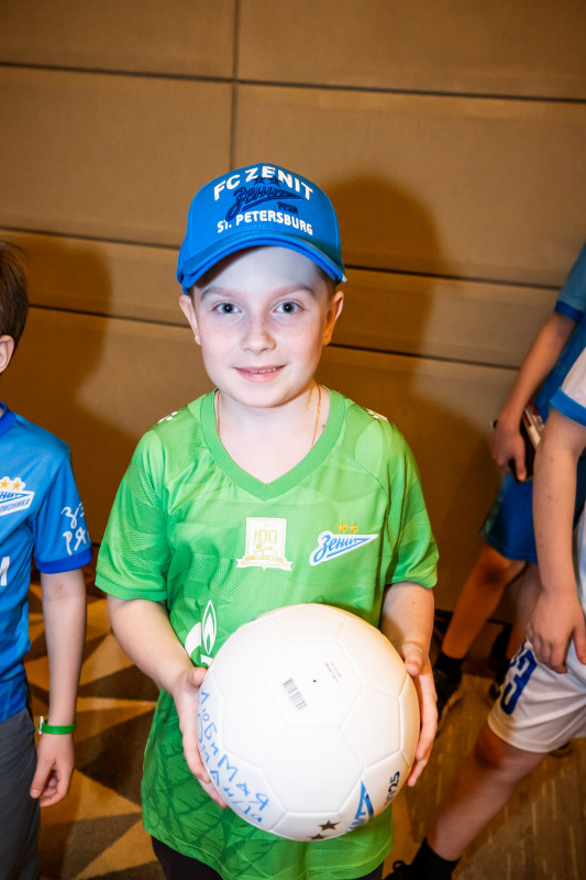 Автограф-сессия для детей из школ «Зенит-Чемпионика» в Москве