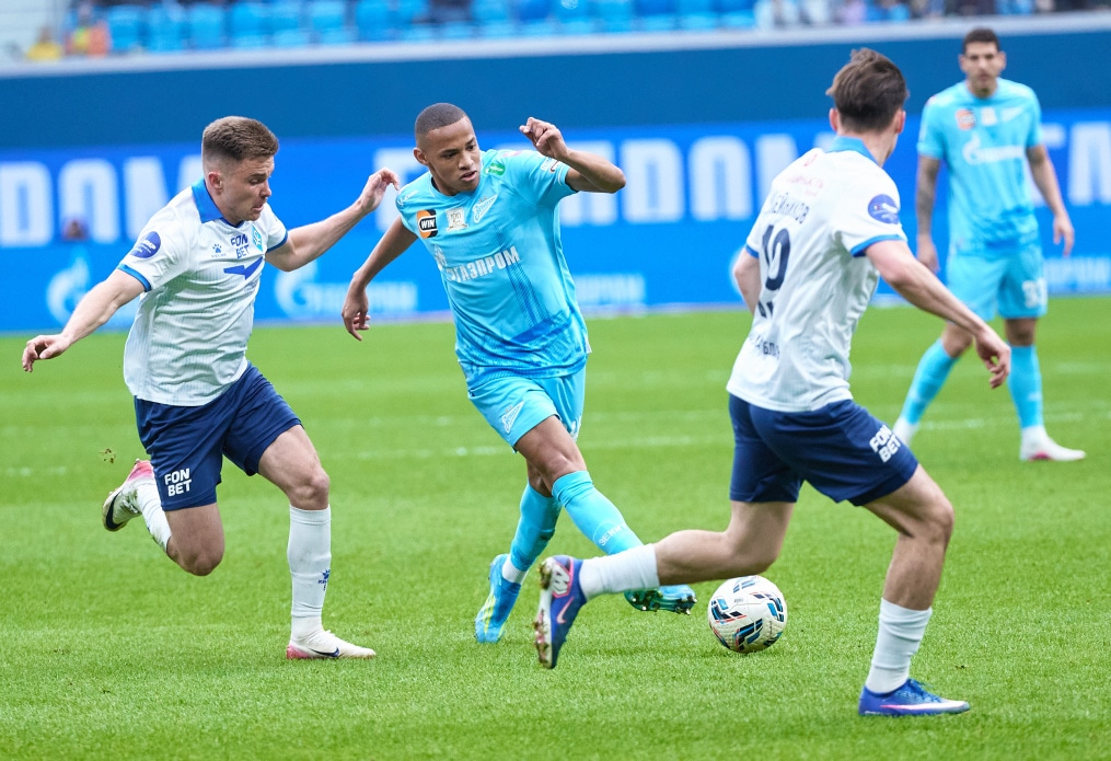 Мир Российская Премьер-Лига 2025/26 2025/26, «Зенит» — «Крылья Советов».