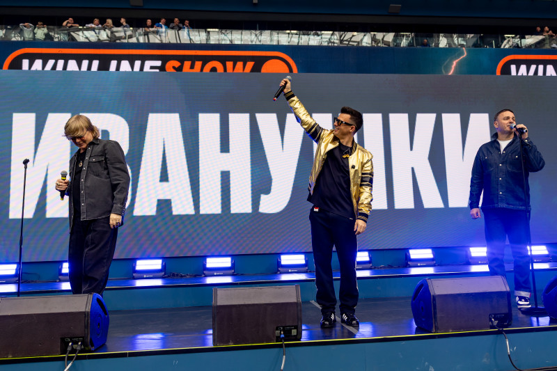 Концерт группы Иванушки International перед матчем «Зенит» — «Крылья Советов»