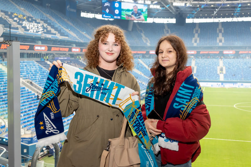 Болельщики на матче «Зенит» — «Крылья Советов»