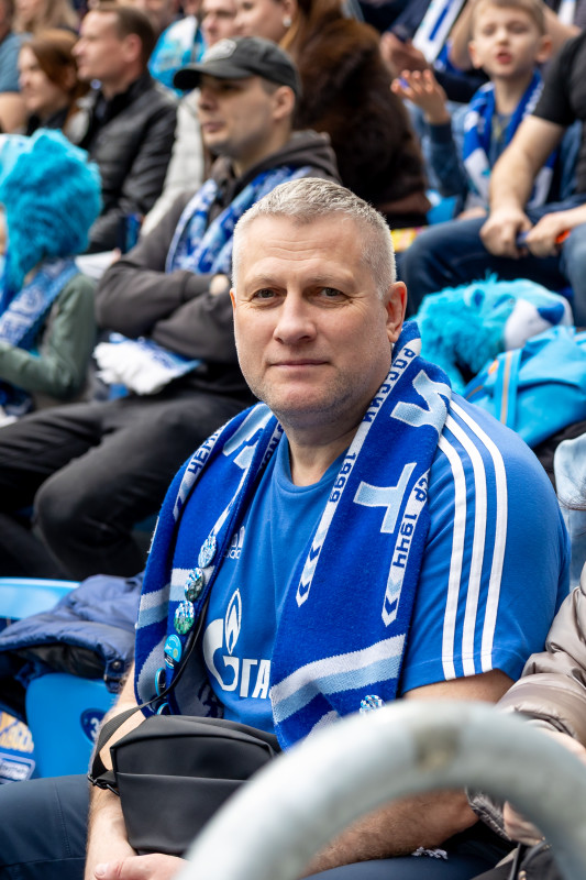 Болельщики на матче «Зенит» — «Крылья Советов»