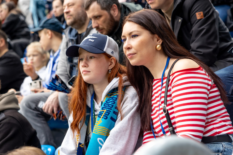 Болельщики на матче «Зенит» — «Крылья Советов»