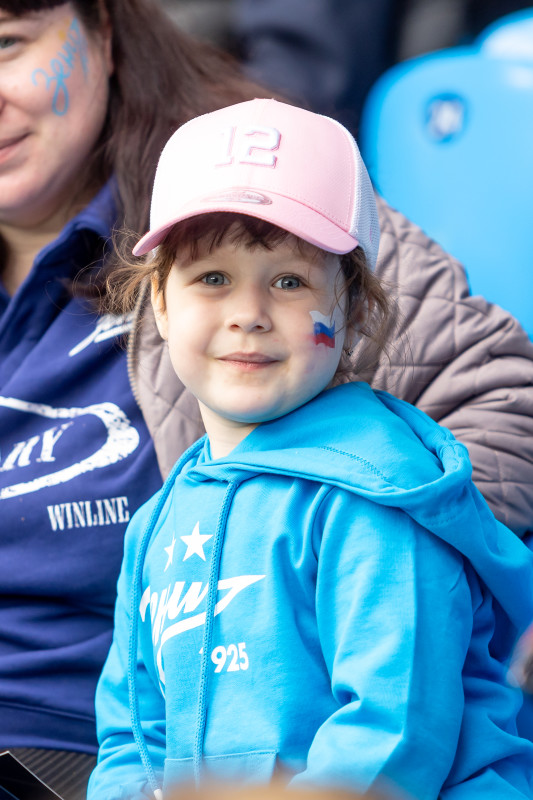 Болельщики на матче «Зенит» — «Крылья Советов»