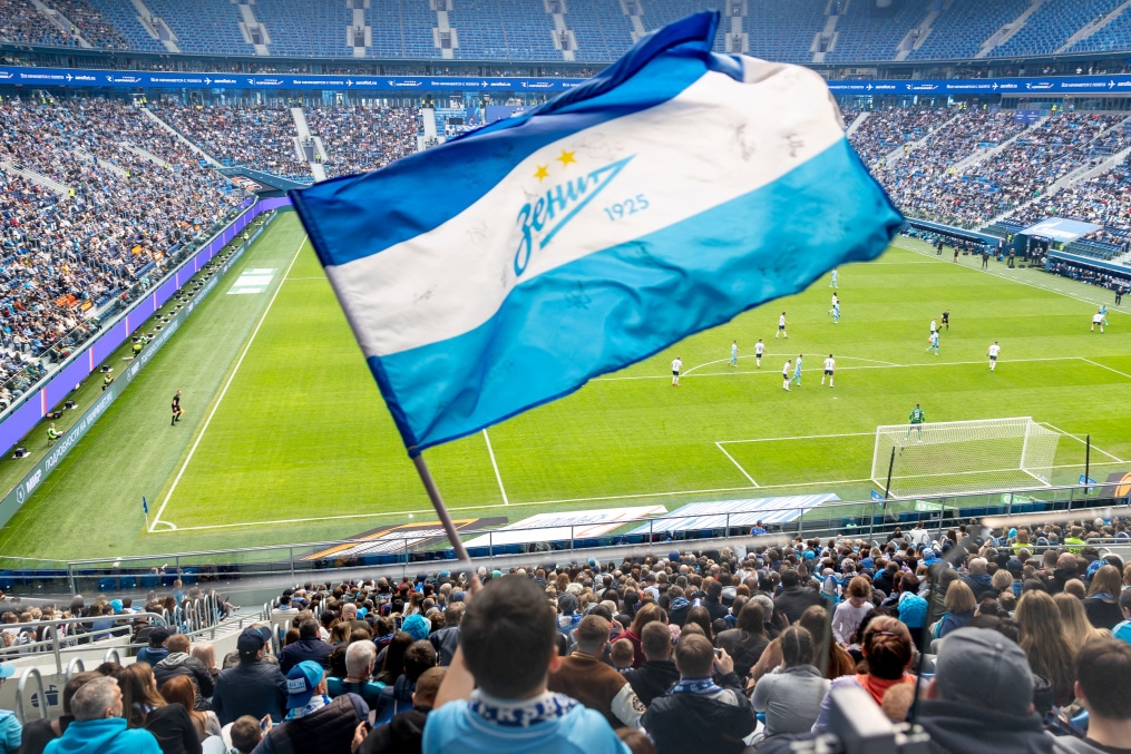 Болельщики на матче «Зенит» — «Крылья Советов»