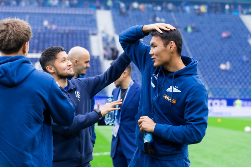 Мир Российская Премьер-Лига, «Зенит» — «Крылья Советов»