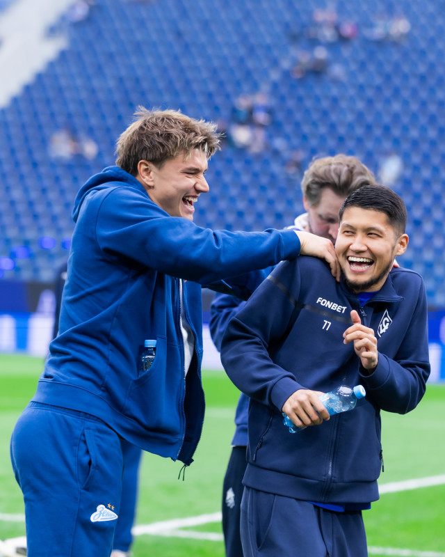 Мир Российская Премьер-Лига, «Зенит» — «Крылья Советов»