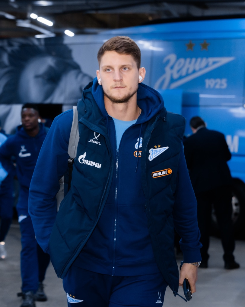 Мир Российская Премьер-Лига, «Зенит» — «Крылья Советов»