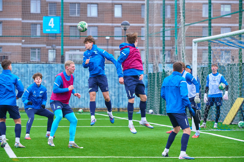 Тренировка «Зенита»-м перед матчем с «Акрон-Академия Коноплева»-м