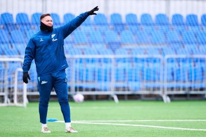 Тренировка женской команды в перерыве на матчи сборных