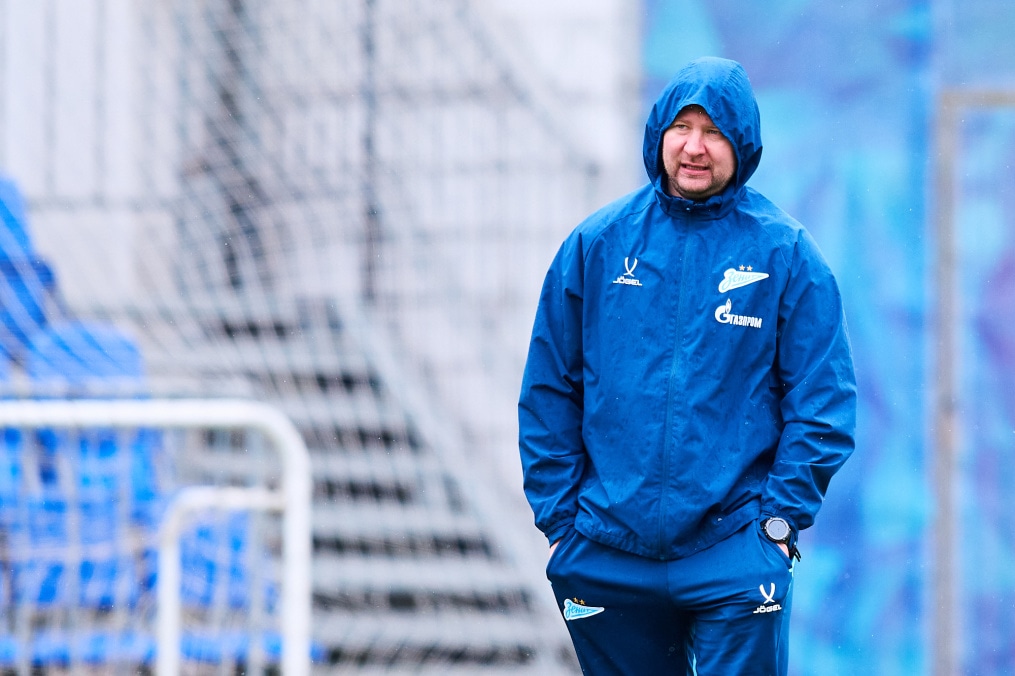 Тренировка женской команды в перерыве на матчи сборных