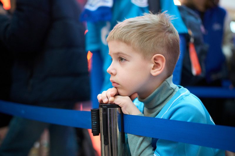 Автограф-сессия и паблик-ток Анастасии Поздеевой и Вероники Куропаткиной на Неделе моды в ТРЦ «Галерея»