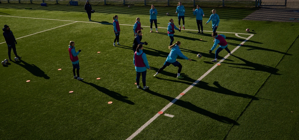 Тренировка женской молодежной команды «Зенит»